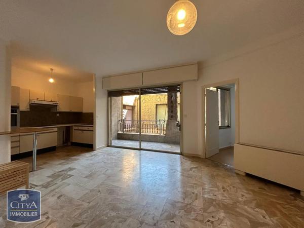 Appartement à louer 2 pièces 60.89m² Avignon (84000)