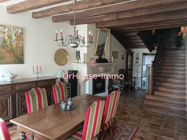 Maison à vendre 10 pièces de 217 m²