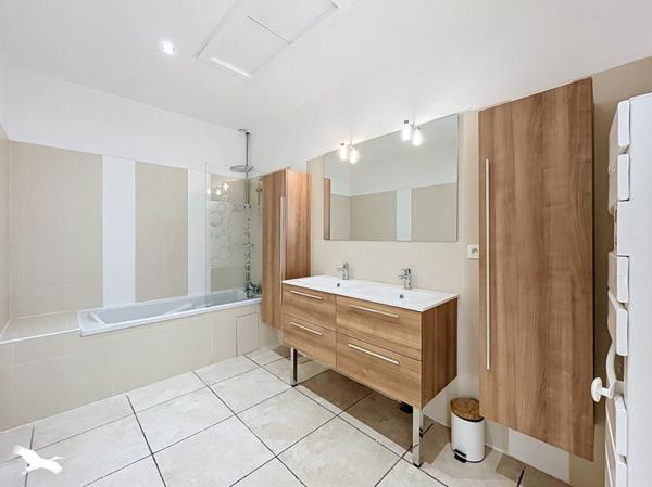Maison 228 975 € Florensac 4 p 87 m² DPE B