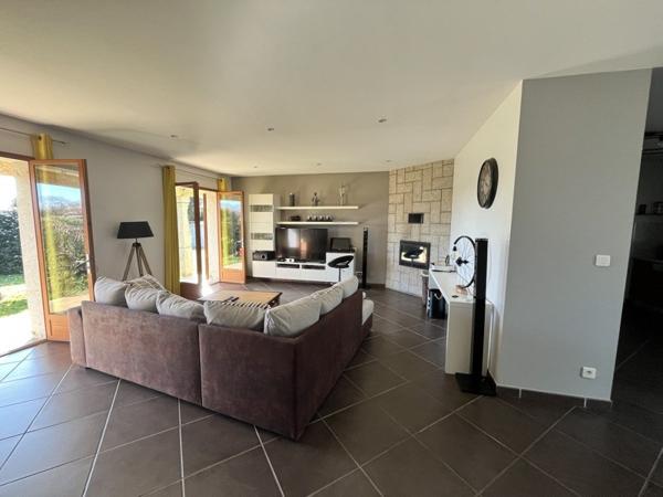 Maison 255 000 € Labarrère 5 p 133 m² DPE B