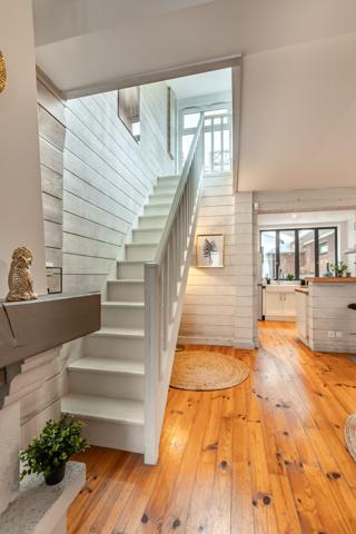 Maison 6 pièces - 196 m²