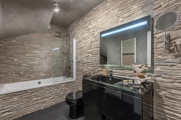 Maison 6 pièces - 196 m²