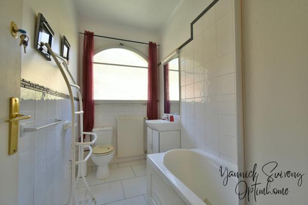PROPRIÉTÉ DE 358 M² + DÉPENDANCE - ARLES SUR TECH (66150)