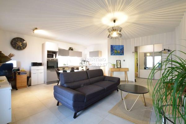 Voiron (38500) APPARTEMENT T3 RENOVE + GRANDE TERRASSE+GARAGE+PROCHE GARE