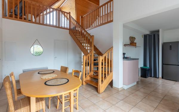 Maison à vendre    5 pièces •  Biscarrosse