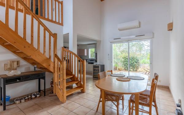 Maison à vendre    5 pièces •  Biscarrosse