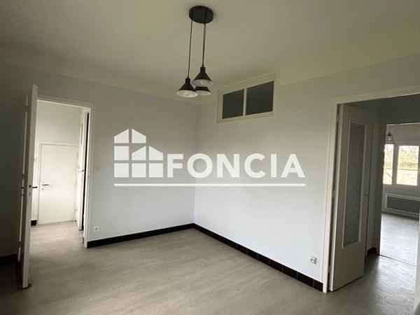 Location Appartement 2 pièces 56.8 m² - CLOS DES MAILLETS Fay Aux Loges 45450