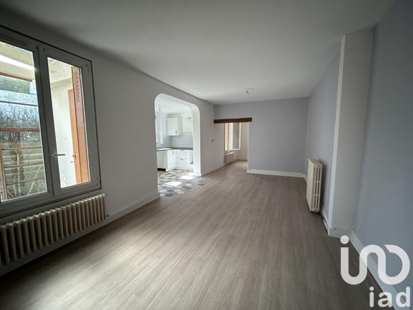 Maison 5 pièces de 95 m² à Angoulême (16000)