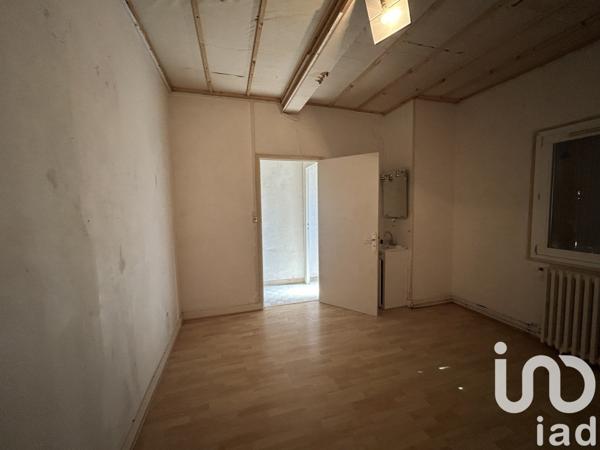 Maison 5 pièces de 95 m² à Angoulême (16000)