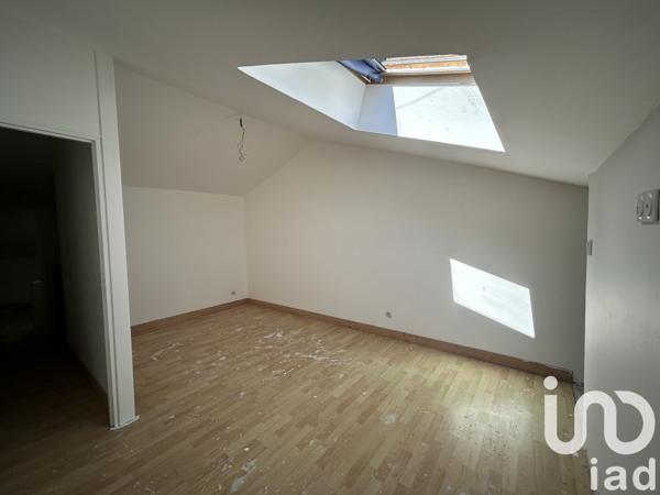Maison 5 pièces de 95 m² à Angoulême (16000)