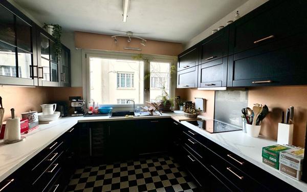 Appartement à vendre    3 pièces • 75 m2 Rennes