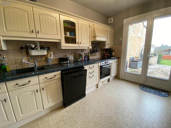 Maison de ville à vendre à Buzançais dans l'Indre (36500), ref : 1051139