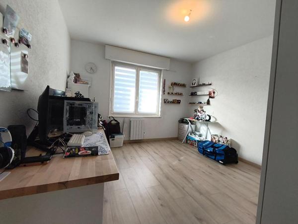 THYEZ  Belle opportunité patrimoniale  Maison avec 1 154 m² de terrain