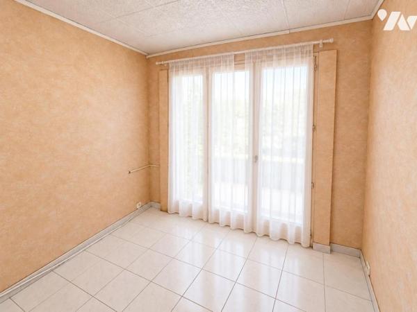 Cagnes-sur-Mer – Maison d’environ 148 m² avec terrasse, jardin et vaste rez-de-jardin