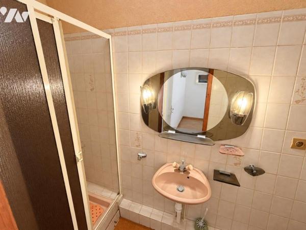 Cagnes-sur-Mer – Maison d’environ 148 m² avec terrasse, jardin et vaste rez-de-jardin