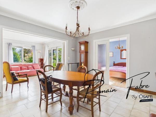Maison plain pied de 4 chambres avec grand jardin et dépendances.