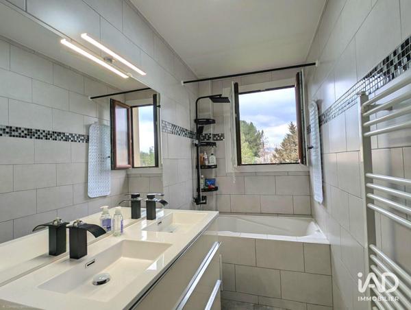 Appartement à vendre 3 pièces 77 m² Aubagne