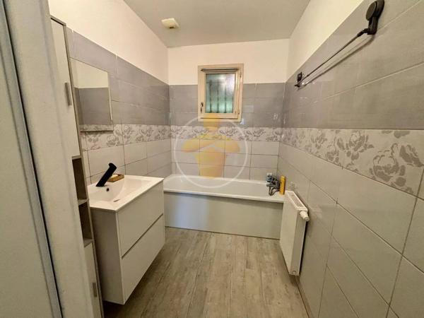 Vente                                                      Maison
                        
                     3 pièces                      77 m2                     à Saint-Gobain