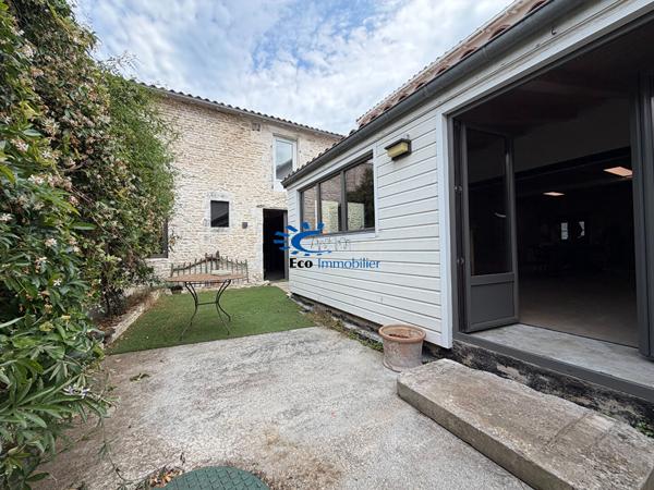 LA COUARDE-SUR-MER / MAISON D'ENVIRON 110 M² La couarde sur mer LA COUARDE-SUR-MER / MAISON D'ENVIRON 110 M² La couarde sur mer