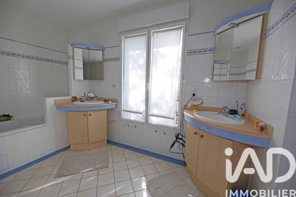 Maison à vendre 8 pièces 198 m² Nogent-sur-Marne