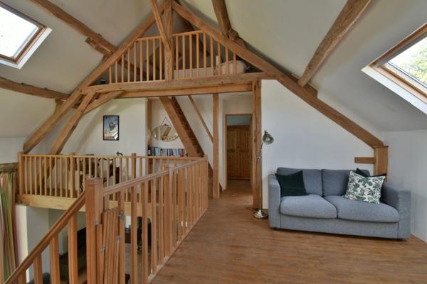 Ensemble de 3 maisons avec grande piscine, dans son écrin de verdure de 2,5 hectares