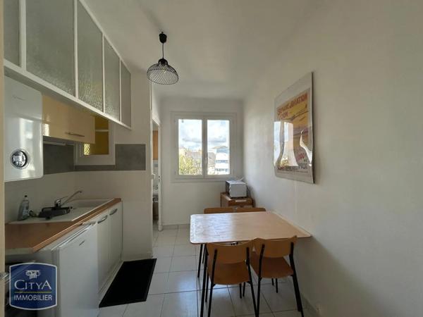 Appartement à louer 3 pièces 56.56m²