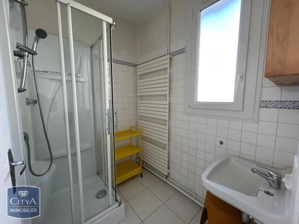 Appartement à louer 3 pièces 56.56m²