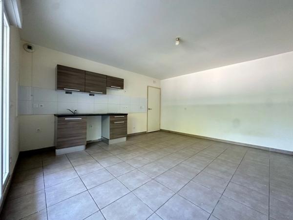 MONTPELLIER (34) - OUEST - Appartement à louer 1 pièces - 30 m2 + Terrasse 16 m2 + Parking sécurisé en sous sol