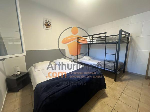 Vente                                                      Maison
                        
                     5 pièces                      197 m2                     à Vallon-Pont-d'Arc