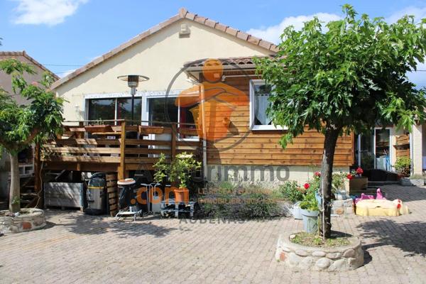 Vente                                                      Maison
                        
                     5 pièces                      197 m2                     à Vallon-Pont-d'Arc