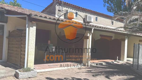 Vente                                                      Maison
                        
                     5 pièces                      197 m2                     à Vallon-Pont-d'Arc