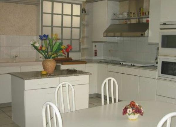 Maison à vendre    7 pièces •  Roquefort