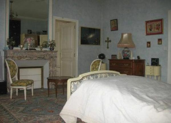 Maison à vendre    7 pièces •  Roquefort