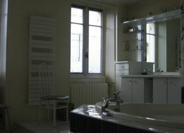 Maison à vendre    7 pièces •  Roquefort