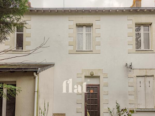 MAISON BD DE DOULON / 4 CHAMBRES / 151 m2 / STATIONNEMENT / JARDIN