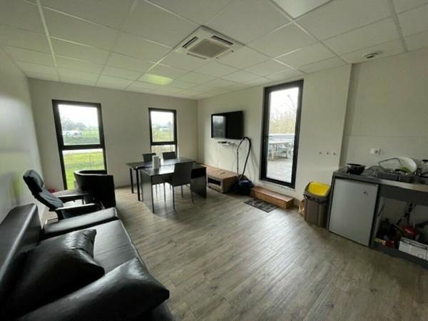 Bureaux - A LOUER - NOYAL SUR VILAINE (réf : 35.6576)