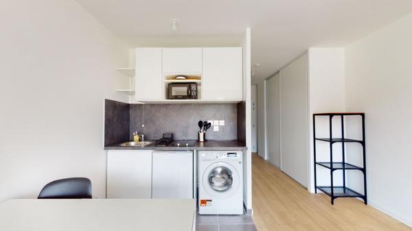 ASNIERES SUR SEINE : appartement F1 (28,09 m² Carrez) à louer