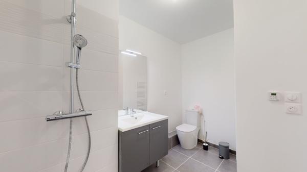 ASNIERES SUR SEINE : appartement F1 (28,09 m² Carrez) à louer