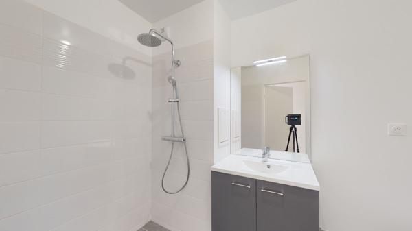 ASNIERES SUR SEINE : appartement F1 (28,09 m² Carrez) à louer