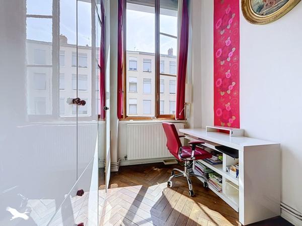 Appartement 490 000 € Lyon 04 5 p 121 m² DPE C