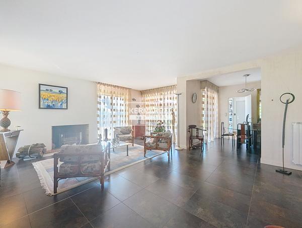 Maison 6 pièces – 163 m² environ à Saint-Grégoire (ref : 39425)