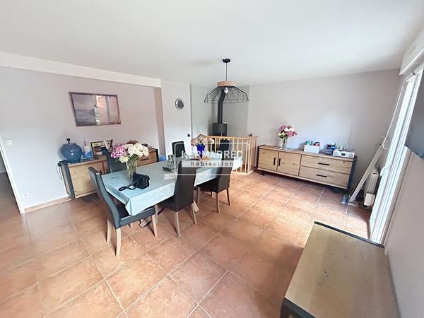 Maison 7 pièces – 137 m² environ à Betton (ref : 40882)