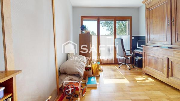 Maison de plain pied avec terrain piscinable