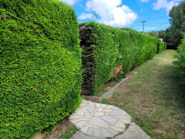 Maison T2 bis - 31.90m² - La Palmyre - Résidence avec piscine, tennis et gardien