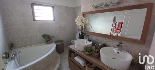 Maison à vendre 4 pièces 114 m² Sainte-Suzanne