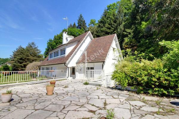 Maison secteur EPERNON de 4 chambres sur grand terrain