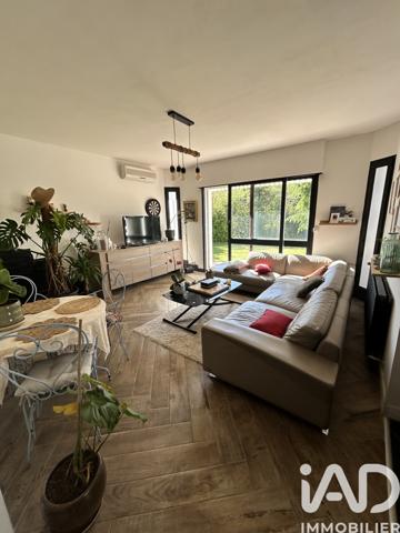 Maison à vendre 9 pièces 213 m² Aubagne