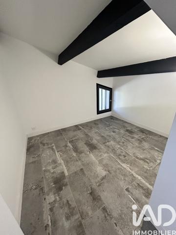 Maison à vendre 9 pièces 213 m² Aubagne