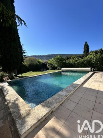 Maison à vendre 9 pièces 213 m² Aubagne