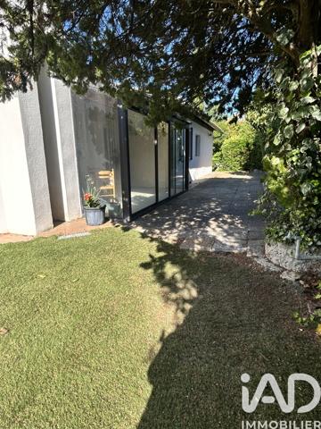 Maison à vendre 9 pièces 213 m² Aubagne